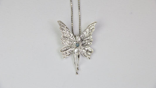 ALDEA DE TIERRA - IRINA